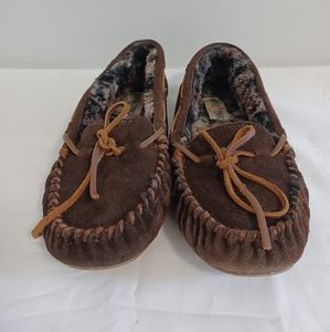 MINNETONKA women's cally slip-on  moccasins size 7 Brown suede leather